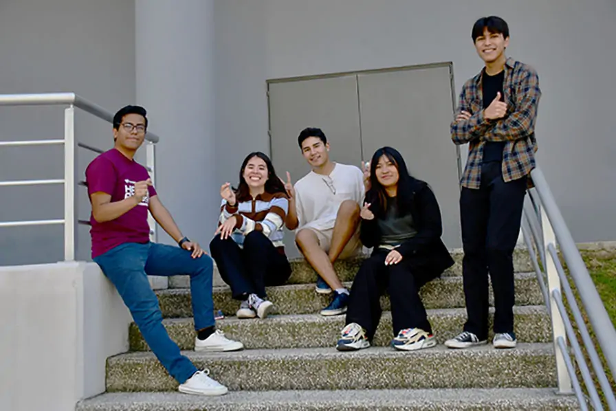 Compitieron con equipos de 17 universidades del país, en soluciones tecnológicas para la industria 4.0