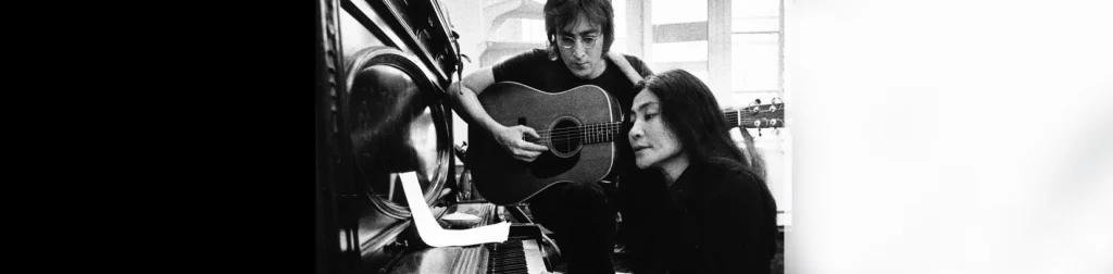 HBO Max estrenó recientemente el regalo que Sean le hizo a sus padres. Un documental de John Lennon integrante fundador de The Beatles, quien pasó sus últimos años con su esposa Yoko Ono.  