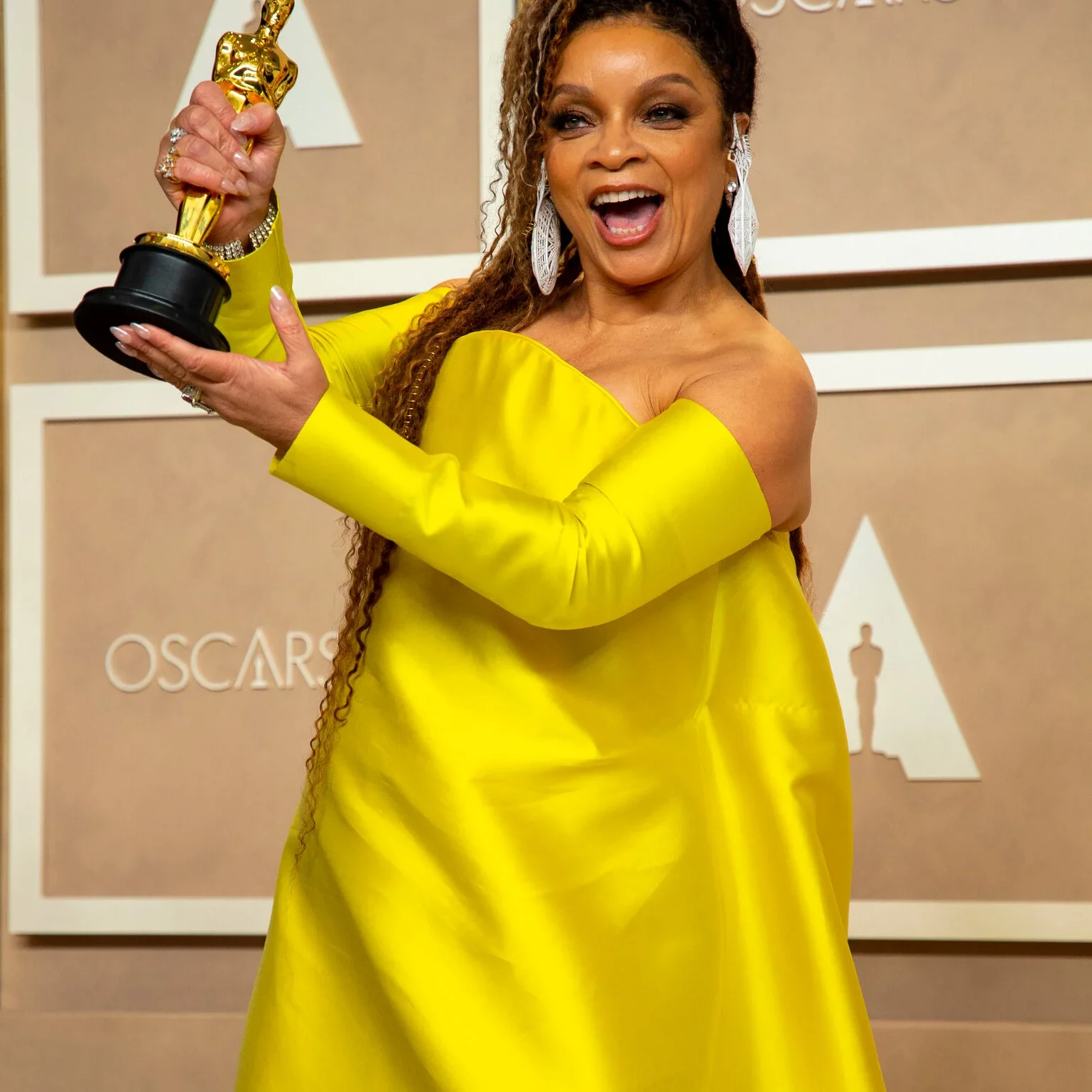 13oscars-carter-lvhf-superJumbo